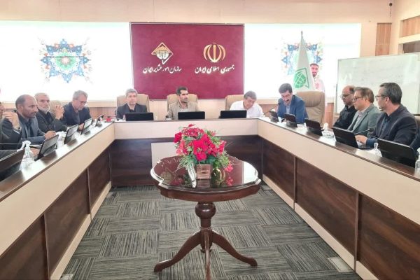 جلسه بررسی مشکلات ثبت آمار عشایر خوزستان و چهارمحال‌وبختیاری